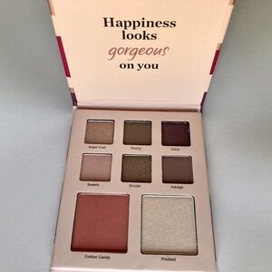 Ulta Beauty Eye Shadow Sampler 8 shades New in Package